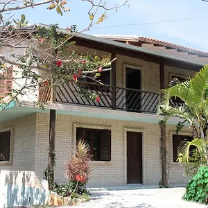 Pensión Residencial Aracuã, Bombinhas